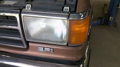 Driver Corner/Park Light Park Lamp-turn Signal Fits 87-91 BRONCO 286986 - Image 1 of 4
