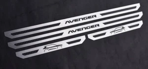 EINSTIEGSLEISTEN JEEP AVENGER SUMMIT LONGITUDE ALTIDUTE BEV E-HYBRID FWD AWD - Picture 1 of 6