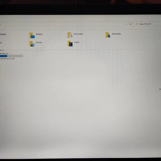 surface pro 5 2017 i5 256gb 8gb ram - Image 1 of 1