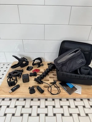 GOPRO HERO 4 Session Action Camcorder Cam Black HD Bundle W/ Accessories - Image 1 of 4