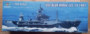 Trumpeter 05715 : US-Kommandoschiff "USS BLUE RIDGE LCC-19" um 1997 - Kit 1:700 - Picture 1 of 1