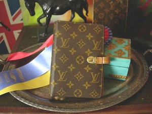 saks fifth avenue louis vuitton bolsas