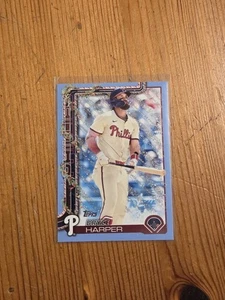 2025 Topps Holiday Light Blue and White Glitter #H69 Bryce Harper Phillies - Picture 1 of 2