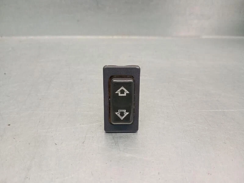 6J2 commande léve-glace avant droit pour TALBOT SOLARA 1.6 1980 5611478 - Photo 1/4