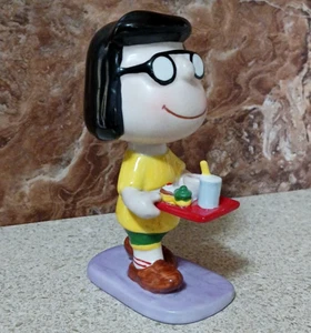 Peanuts Marcie w Tray Ceramic 4.75" Figure 50th Celebration UFS, Inc. - Bild 1 von 5