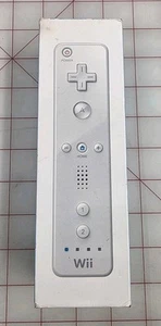 Official Wii Wii U Remote Nintendo OEM White Controller Brand New - Picture 1 of 3