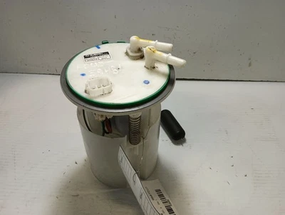 Conjunto de bomba de combustible montada en tanque 42021FJ000 de 2014 Subaru Impreza 2,0 L 12354059 Foto 1 de 4