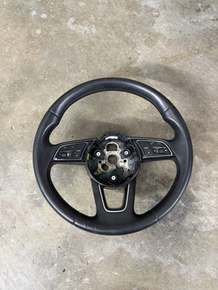 Volante Audi A4 2017 Foto 1 de 2