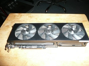 XFX Radeon R9 Fury 4GB (it's a 4GB VEGA) - Picture 1 of 14