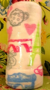 Soft Cozy Warm Fleece Girls / Baby Pink Blue Green Hearts Travel / Throw Blanket - Picture 1 of 21