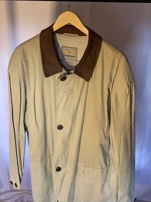 Camel Light Weight Overcoat. Contrasting Leather Collar. - Image 1 of 4