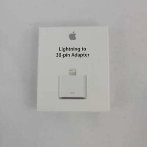 Apple MD823ZM/A Lightning To 30-Pin Adapter - White (SEALED) - Photo 1 sur 3