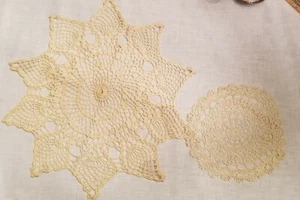 Vintage Hand Crocheted Pair of Doilies 8.50" Round & 18" Round Eggshell Colored - Picture 1 of 6