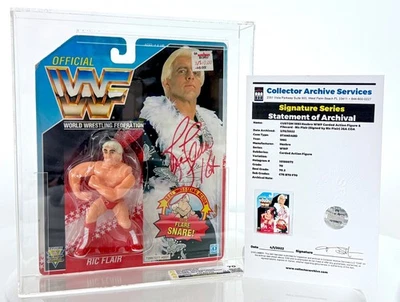 SERIE FIRMA CAS 70 WWF Superstars - The Nature Boy Ric Flair - Hasbro 1993 Foto 1 de 4