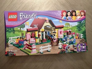 LEGO 3189 Friends Heartlake Stables New Sealed - Picture 1 of 2