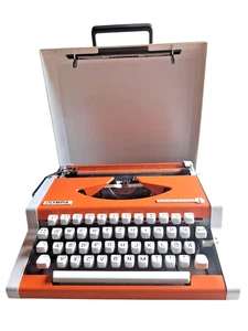 Olympia Traveller De Luxe Schreibmaschine orange 70er Vintage mechanisch Kult - Bild 1 von 9