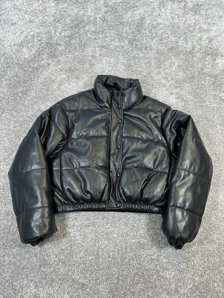 Chaqueta acolchada Zara para mujer pequeña negra con cremallera completa * Foto 1 de 4