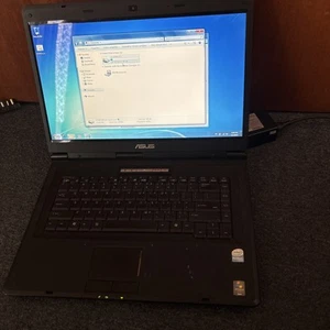 Asus 15.6" Pro59L-EX145A Laptop 3GB RAM 150GB HDD DVD Drive *ESC Key Missing* - Picture 1 of 19