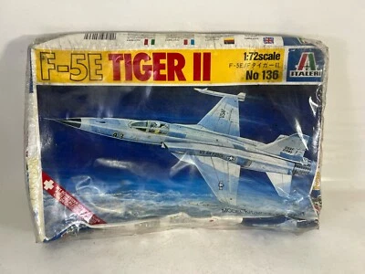 Italeri No 136 Northrop F 5E Tiger II Swiss 1:72 KIT MONTAGGIO model vintage - Immagine 1 di 4