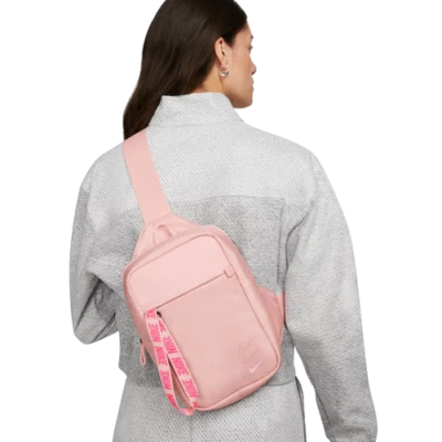 Nike Sportswear Essentials Paquete de cadera Bolso de hombro Mensajero Bolso de mano Paquete frontal 5L Foto 1 de 4