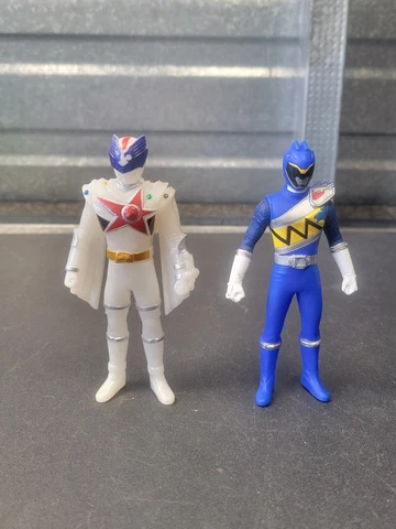 Super Sentai Kyoryuger Blue Kyuuranger Soft Vinyl Figure 4" Bandai Lot of 2 Cover