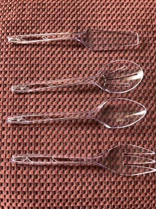 Laura Lynn 4 Piece Serving Set, Plastic, Disposable, 9-9.5”, 12boxes/Case - Picture 1 of 4