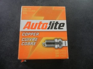 Spark Plug-Copper Resistor Autolite 3924 SET OF 4 NEW - Picture 1 of 3