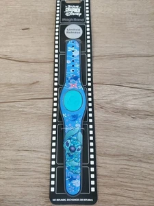Disney Parks Magic Band Stitch Crashes Little Mermaid Ariel Limited Edition New - Picture 1 of 5