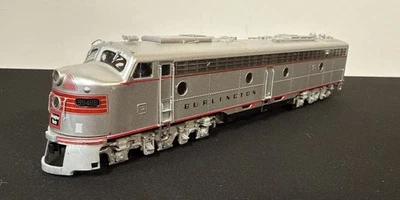 Life Like HO Scale Proto 2000 Powered Locomotive Burlington Route CB&Q 99488 - Image 1 of 4