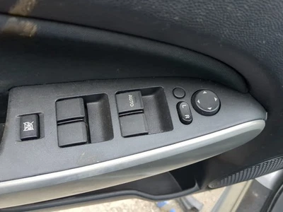 Главный выключатель стеклоподъемника левой двери для Mazda 2 2011-2014 годов выпуска XOQ2F - Изображение 1 из 4