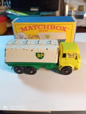 MATCHBOX LESNEY VINTAGE 1/75 CISTERNA GASOLINA CON CAJA REPRO ORIGINAL Foto 1 de 4