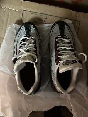 Size 8 - Nike Air Max 95 Dark Beetroot - Image 1 of 4