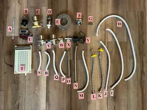 Ersatzteile für ELLO&ALLO Duschpaneelsystem 6 Funktionen Gebürstet Gold (R) - Bild 1 von 26