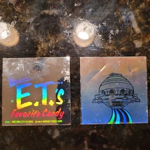 Lot 2 Vintage 1982 E.T. Reese's Pieces Süßigkeiten HOLOGRAMM AUFKLEBER Premium Preis RAR 80er - Bild 1 von 8