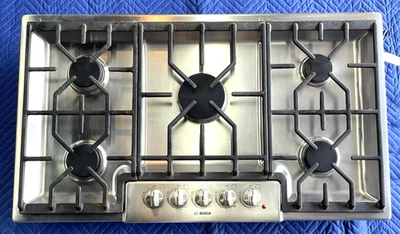 Cocina de gas Bosch 36" 5 quemadores acero inoxidable / NGM8654UC Foto 1 de 4