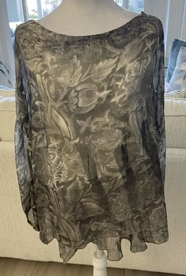 Новый с Ярлыками Saks Fifth Avenue L сделано в Италии шелковая смесь слоистый шифоновое серый прокрутки Топ - Изображение 1 из 4