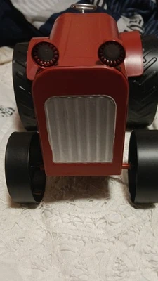 Juguete tractor y vagón Foto 1 de 4