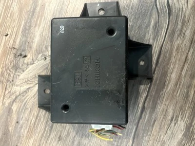 03-08 INFINITI FX35 FX45 COMBINACIÓN TRASERA LUZ MÓDULO CONTROL B6760-CG000 Foto 1 de 4