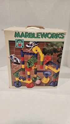 Juguetes de colección MarbleWorks Discovery Marble Run #387 Foto 1 de 4