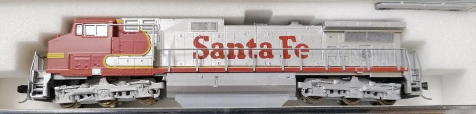 Kato 176-3503 N Scale ATSF C44-9W NO NUMBER - Image 1 of 1
