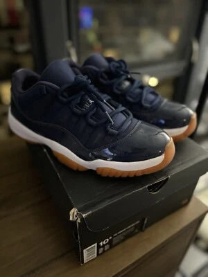 Talla 10.5 - Air Jordan 11 Retro Bajo Azul Marino Goma Foto 1 de 4