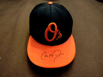 CAL RIPKEN JR. BALT ORIOLES IRON MAN HOF SIGNED AUTO NEW ERA CAP HAT JSA BEAUTY - Image 1 of 4