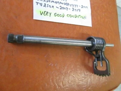 Eje de cambio de marchas Suzuki 1999 - 2010 GZ250 TU250X 2009 - 19 MERODEADOR 25510-38020 Foto 1 de 4