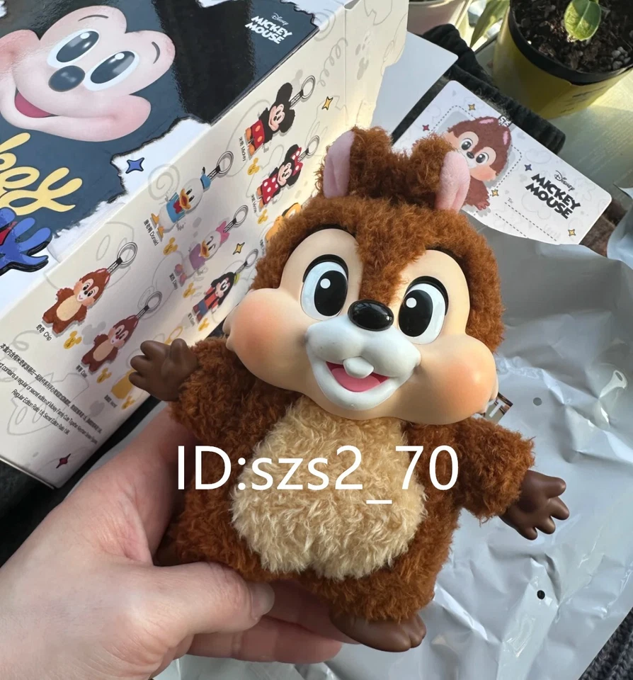 Chip - Auténtico POP MART Mickey Family Lindo Llavero Juntos Mini Figura Juguete Foto 1 de 1