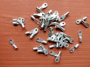 Pkg/100 Thomas & Betts Sta-kon B14-4 Ring Connector 18-14 AWG #4 Bolt B132 - Picture 1 of 4