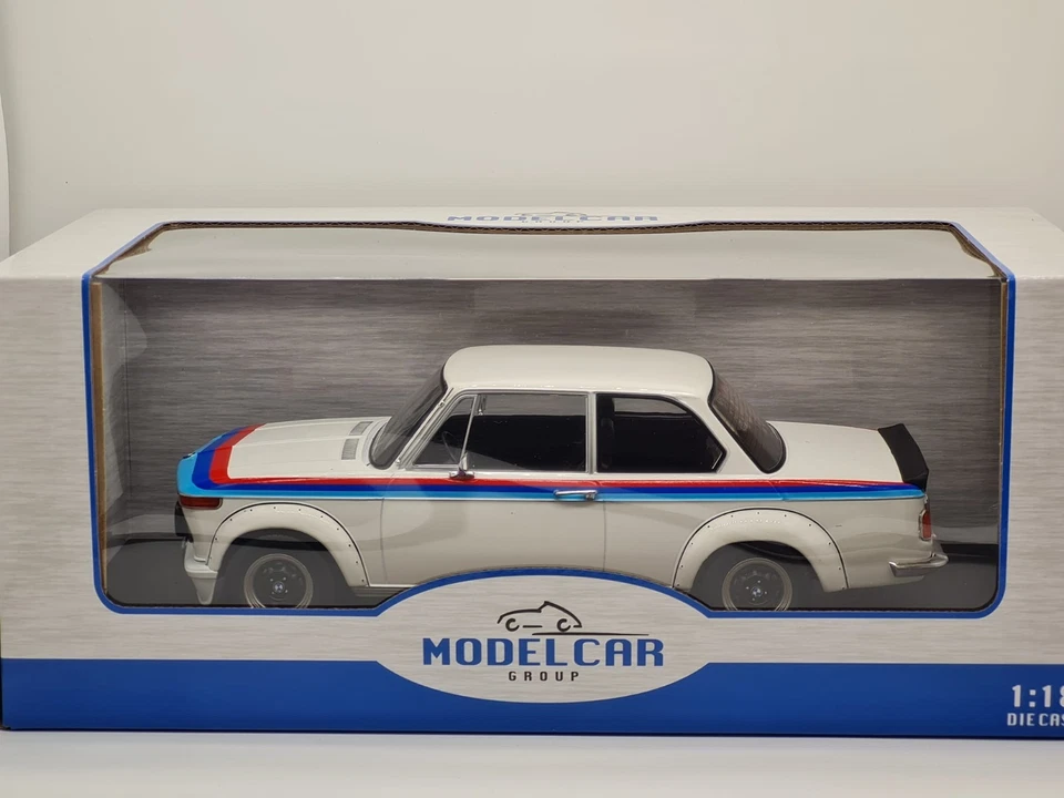 BMW 2002 Turbo - Model Car Group MCG 1:18 1/18 1-18 - Immagine 1 di 1