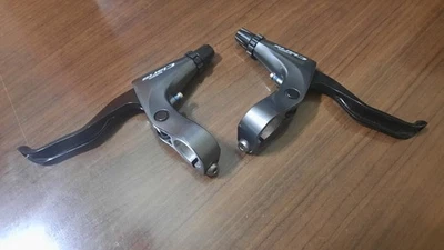 Alavancas de freio Shimano Claris BL-R2000 - Imagem 1 de 4