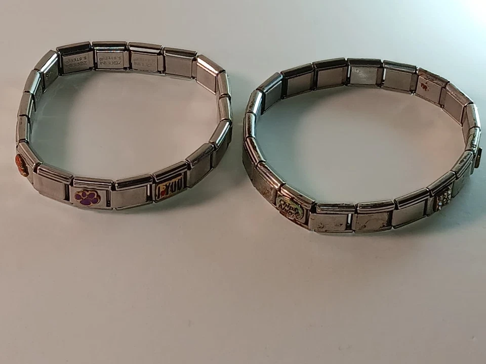 Pulsera de plata elástica con dije italiano de acero inoxidable de 15 mm Foto 1 de 4