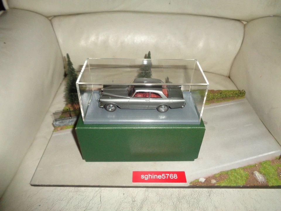 Neo 1/43 - Bentley Continental Mulliner Park Ward ( résine ) - ER - Photo 1/4