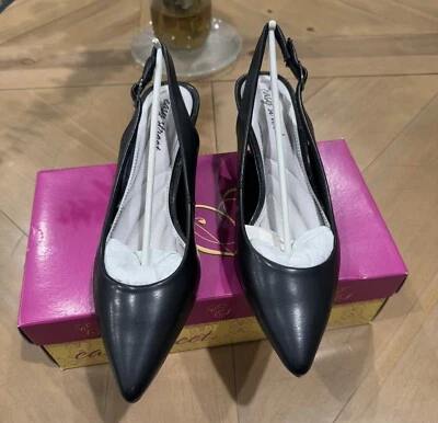 Easy Street Black Faye Pump - Image 1 of 4